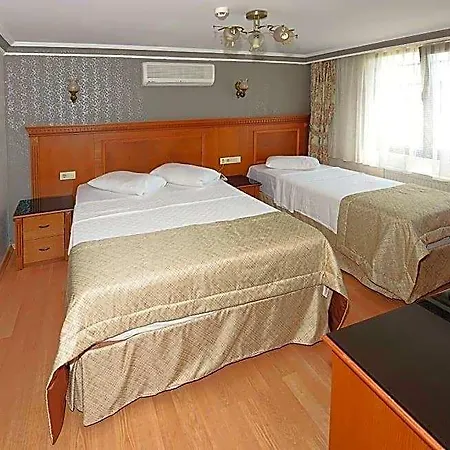 Hotel New House 3*
