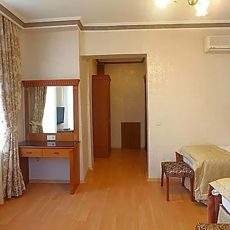 New House 3* Stambuł