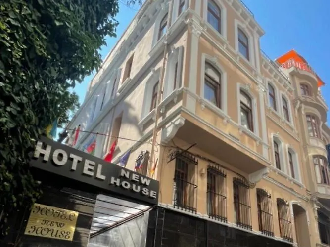 ホテル New House