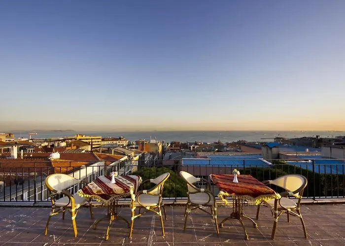 New House 3* イスタンブール